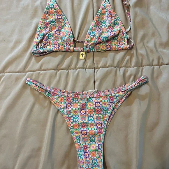 Kulani Kinis Baja Baby Bikini Set | NWoT 🌈🌴 - Picture 1 of 1